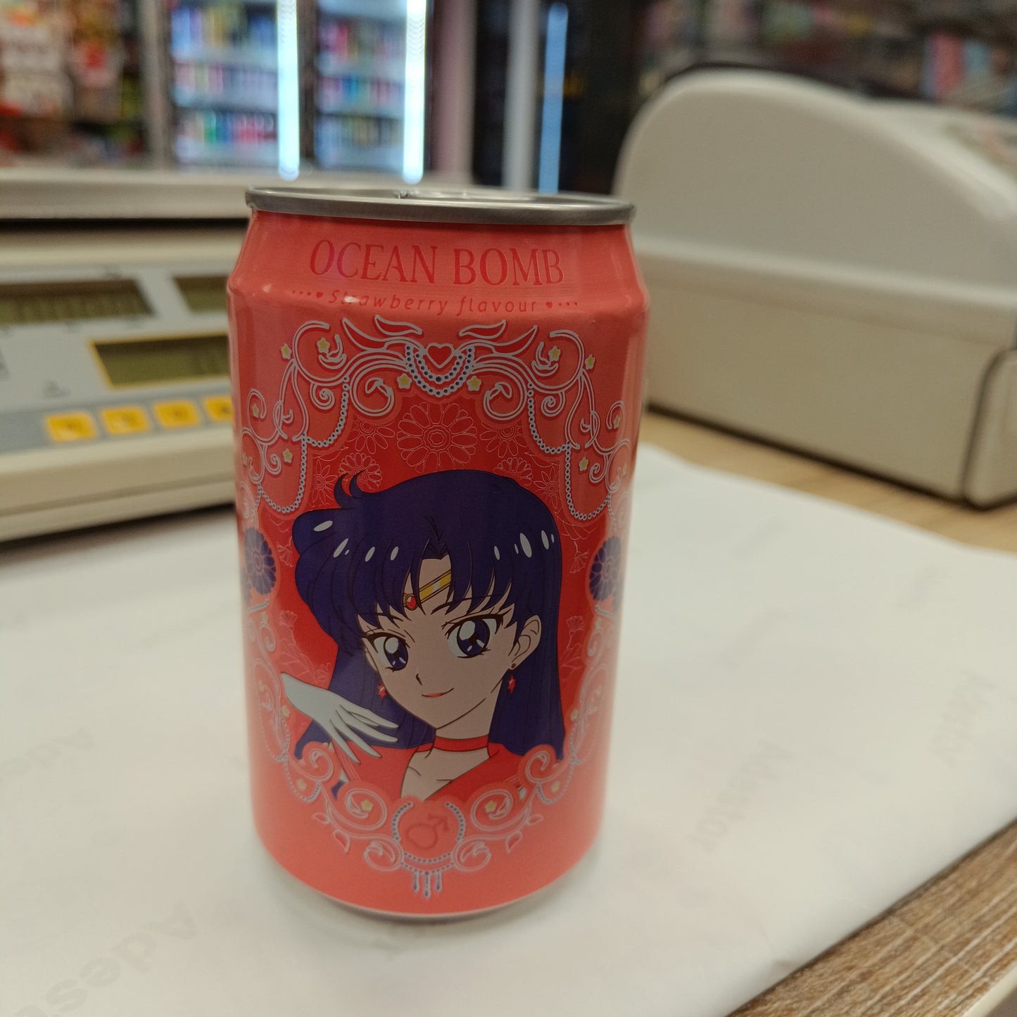 ocean bomb strawberry flavour 330ml