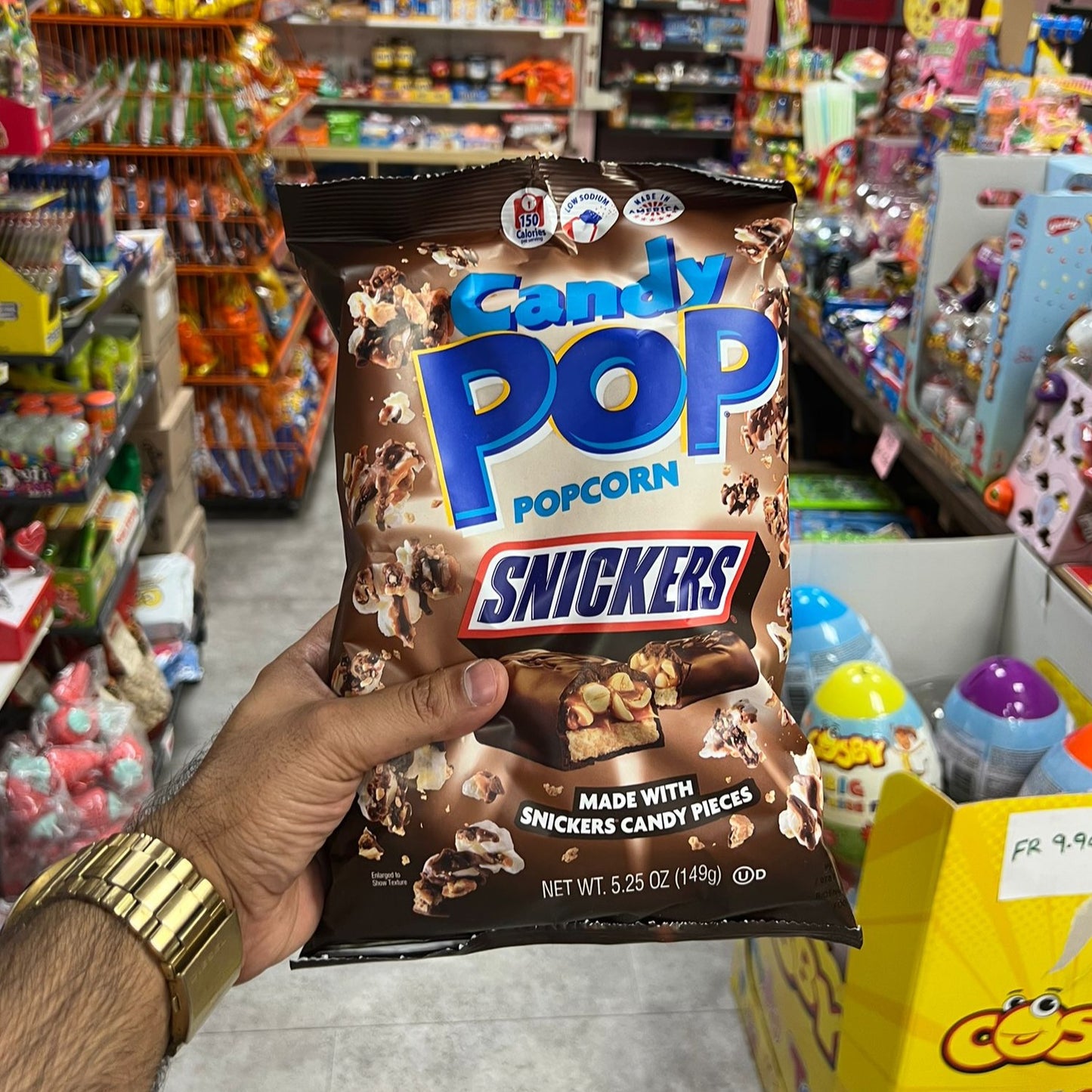 Candy Pop Popcorn Snickers