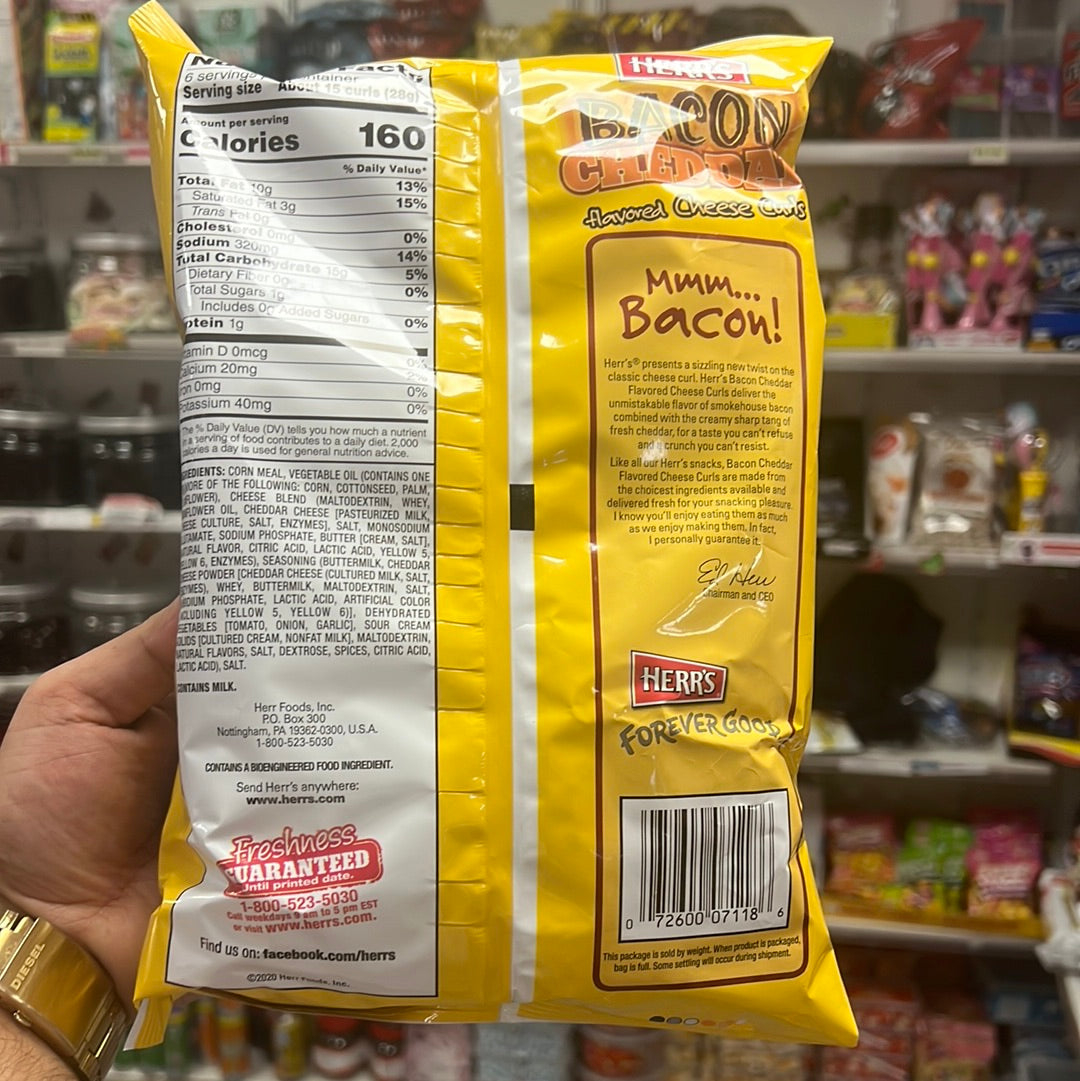 Here’s bacon cheddar curls 198g